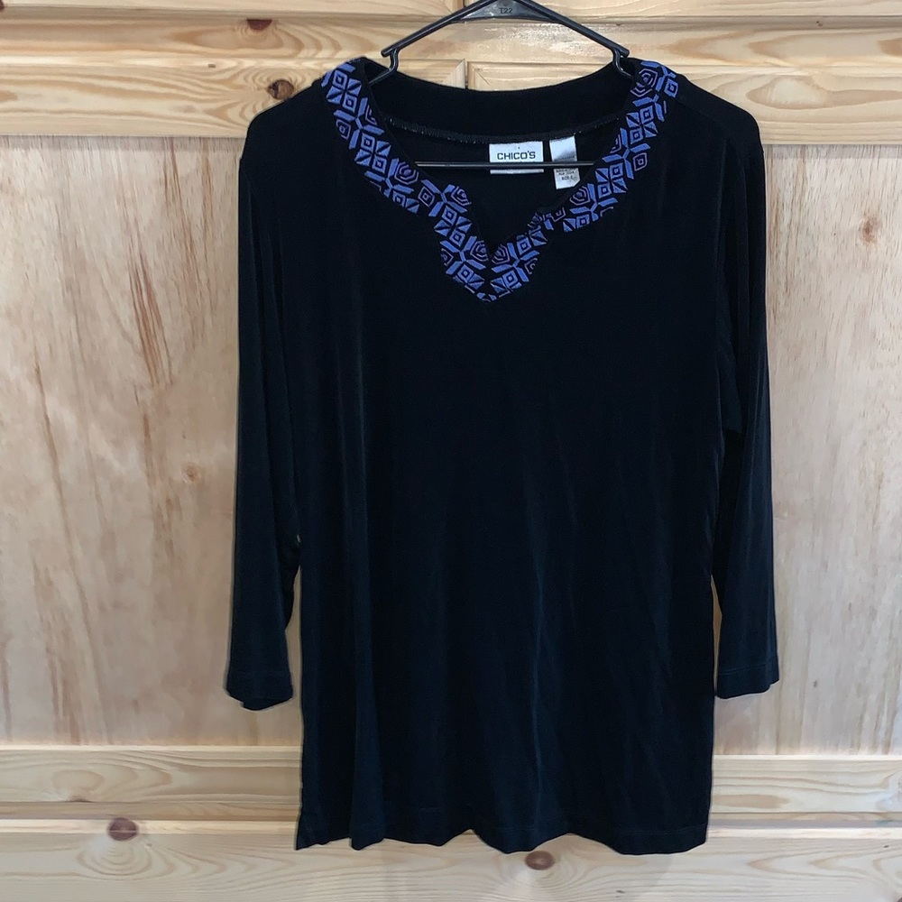 Chico’s Travelers black embroidered shirt size 2 (L/12)